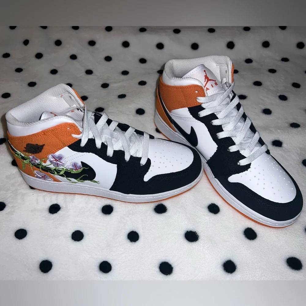 Orange, Black, and White Jordan 1 with Floral Embroidery. - Picture 4 of 7